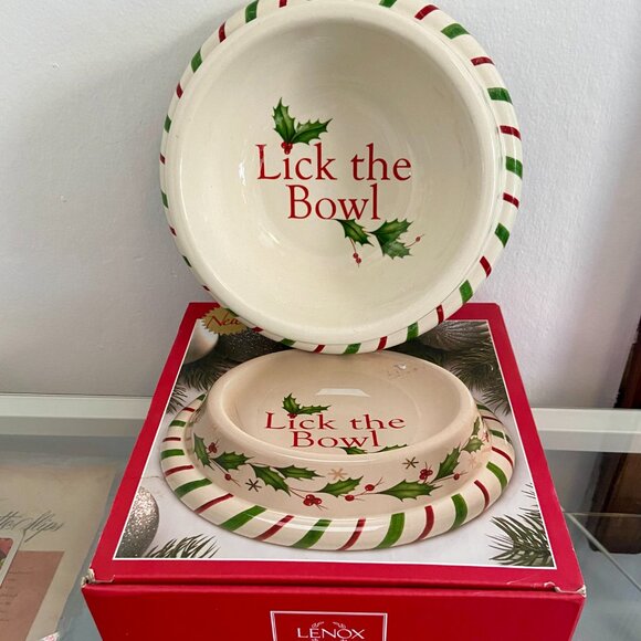 (2) VTG Lenox Christmas "Santa Paws" "Lick The Bowl" Pet Food ivy Berry Ceramic - Picture 5 of 15